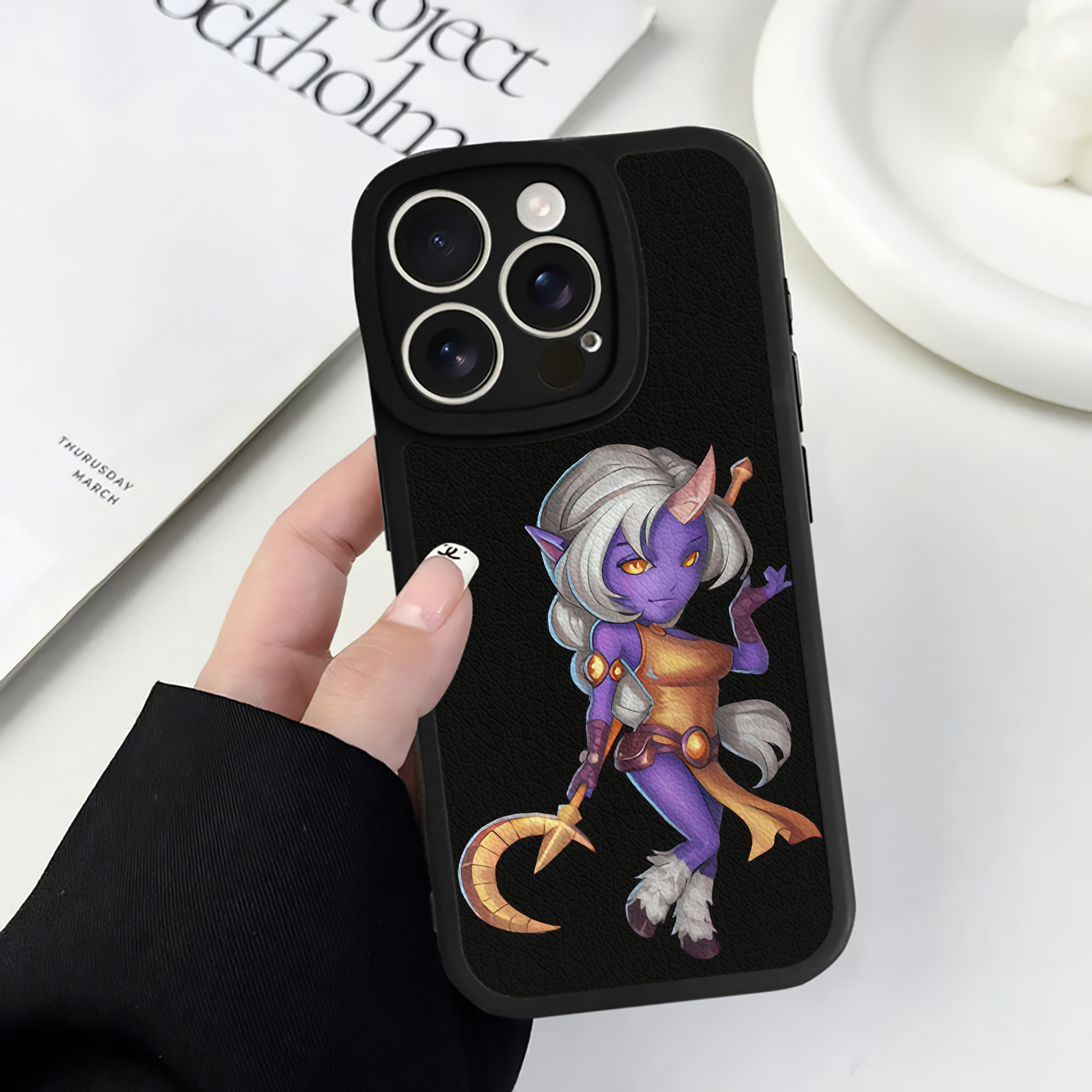 リーグ・オブ・レジェンド League of Legends LOL 【iPhone 16シリーズ対応】シリコンスマホケース（レザー調） 材質：シリコン